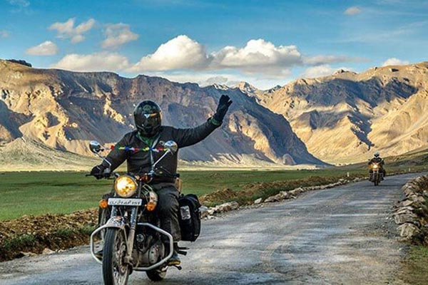 How to join a motorcycle tour in India