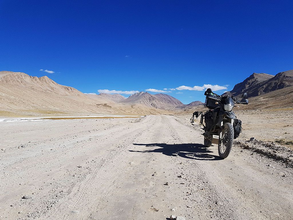 empty roads in tajikistan