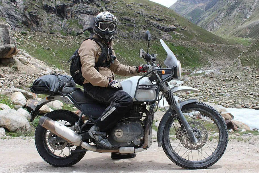 How to choose adventure riding gear for travelling