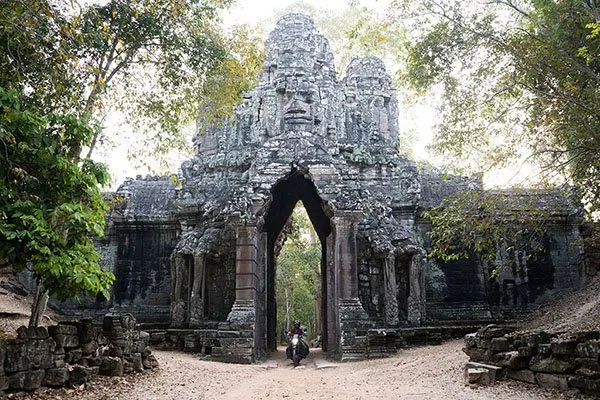 Motorcycle Travel Guides Cambodia