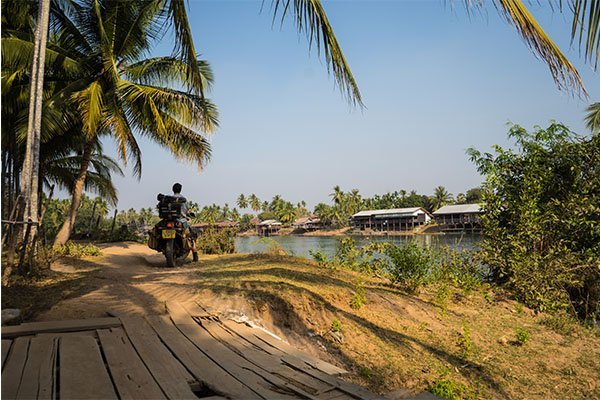 Motorcycle Travel Guides Laos