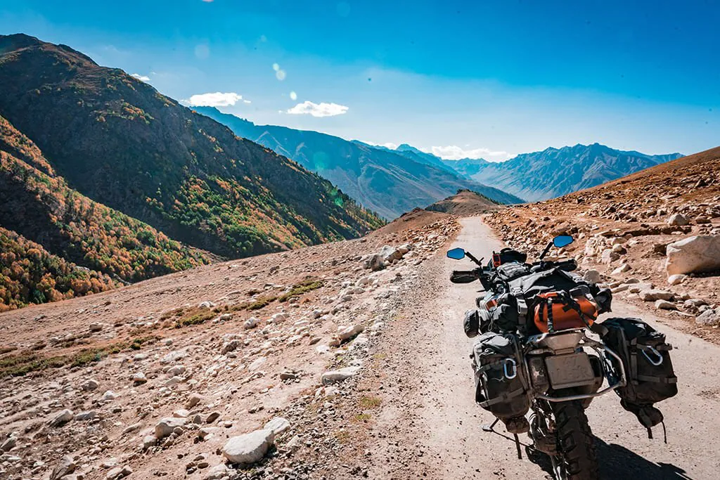 BMW R1200GS Adventure Motorcycle Review by Bento de Gier