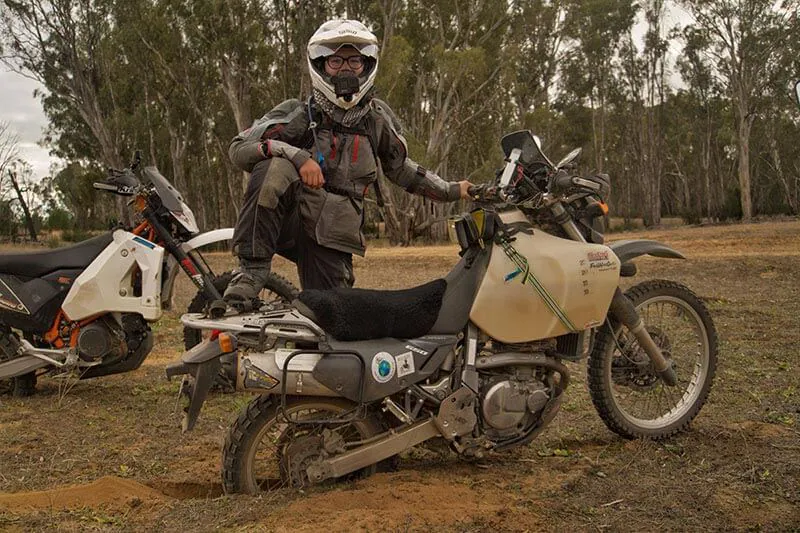 Suzuki DR650SE Review