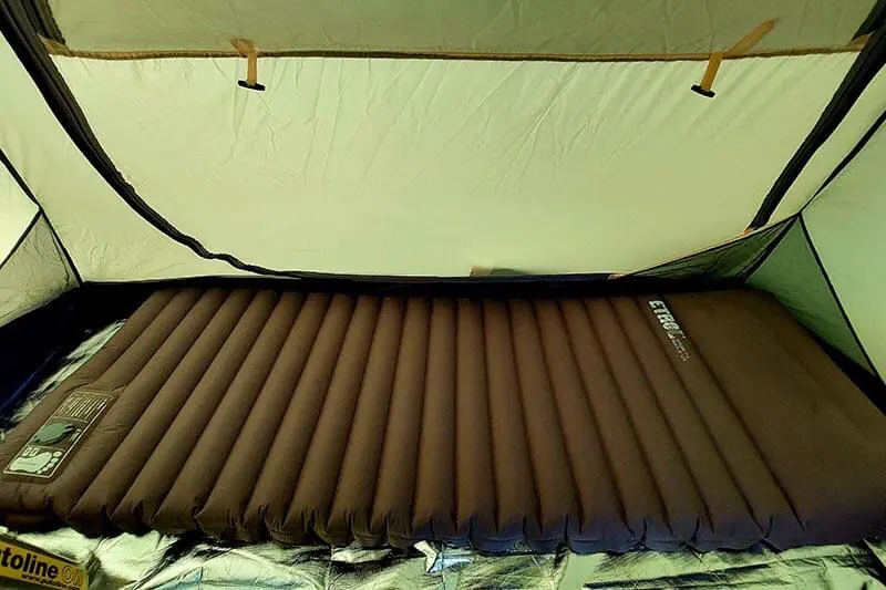 Air mat for motorcycle camping