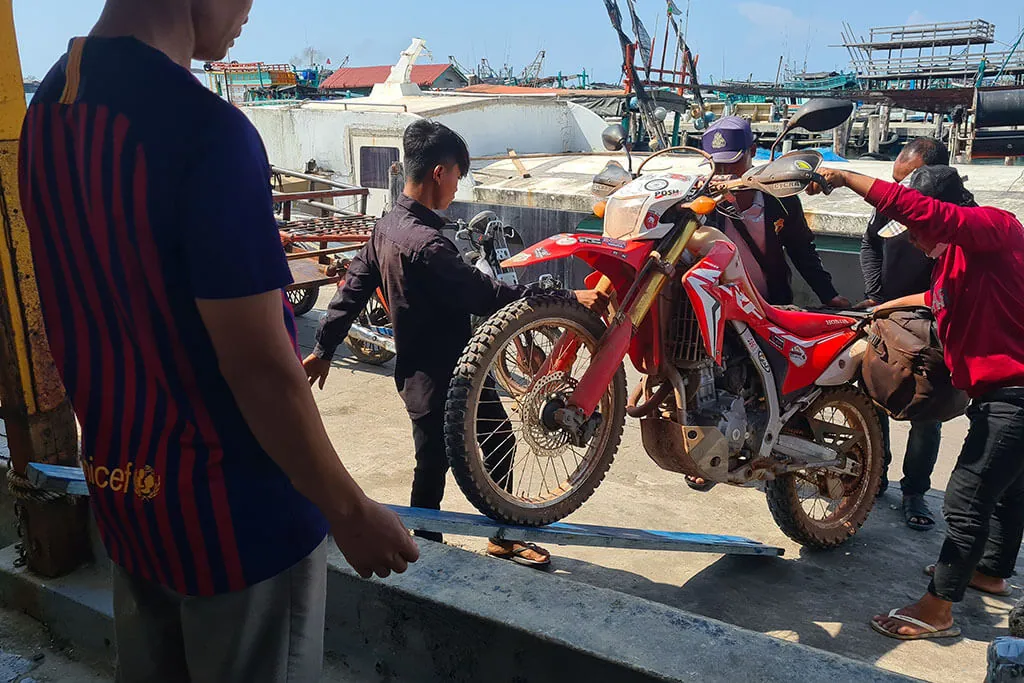 How to Buy and Sell a Motorcycle in Southeast Asia