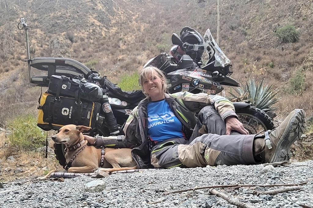 Riding With Roo: Round the World with a Dog - Mad or Nomad