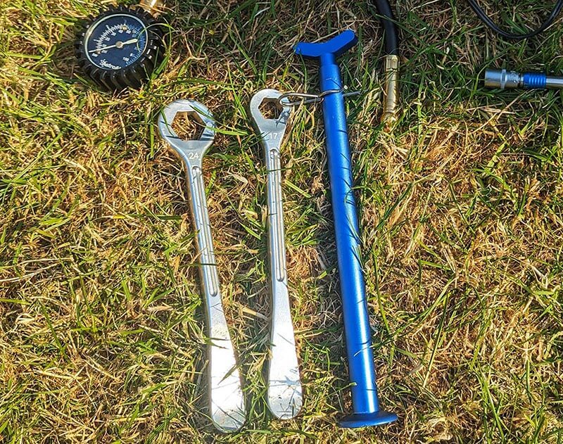 Rolling Mavericks Enduro Trail Jack Stand Review