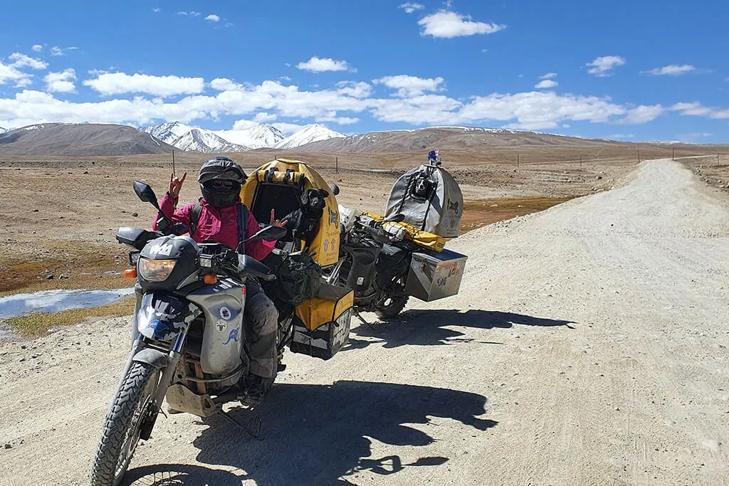 How to Motorcycle Travel with a Dog