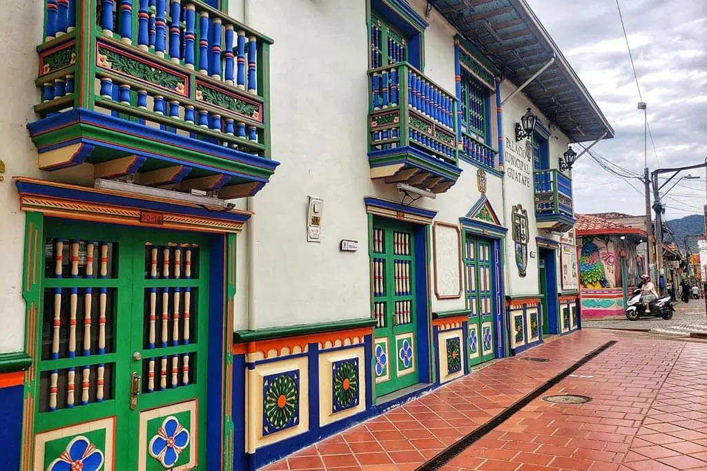 Travelling on a motorcycle in Colombia