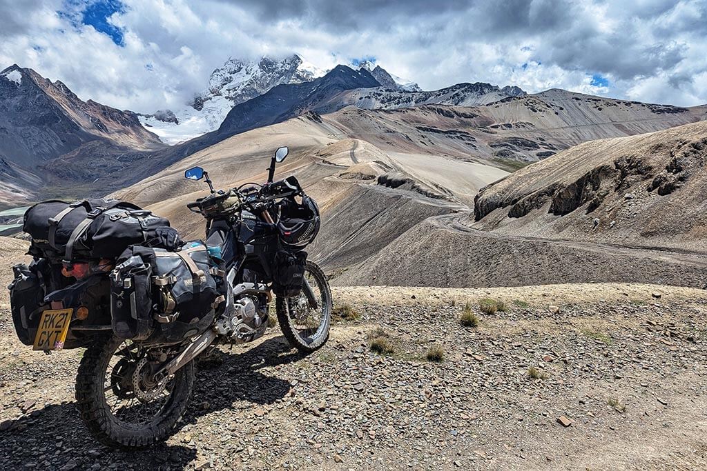 Ruta de las Lagunas Motorcycle Travel Bolivia