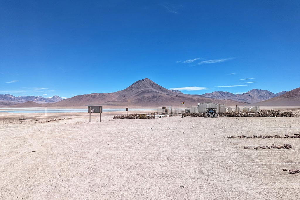 Ruta de las Lagunas Motorcycle Travel Bolivia