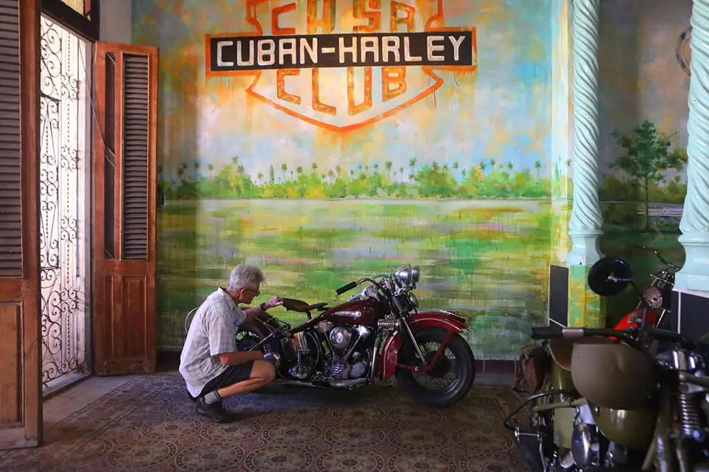 Motorcycle Tour Cuba