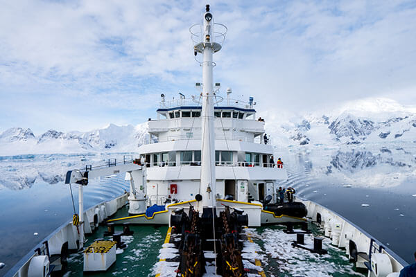 The Antarctica Travel Guide