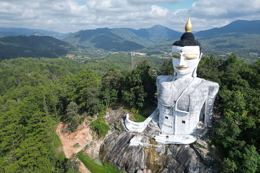 Motorcycle Tours in Thailand for Women