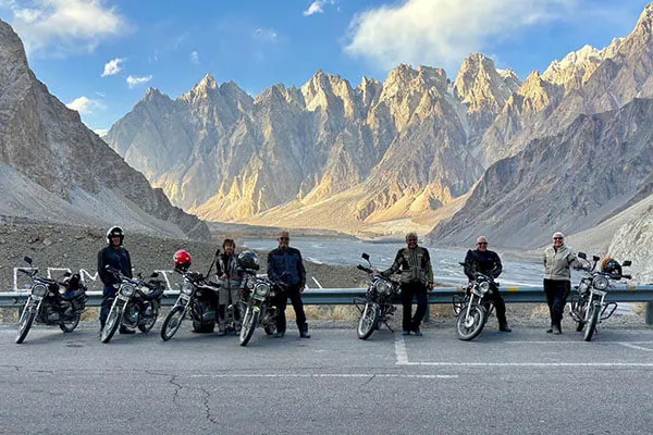 Motorcycle Travel Guide: Pakistan